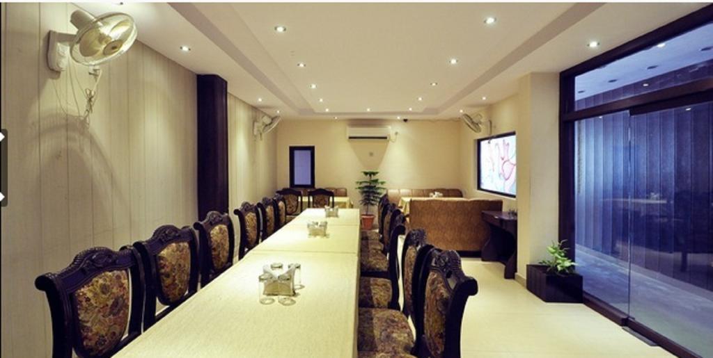 Hotel Jasmine Haridwār Buitenkant foto