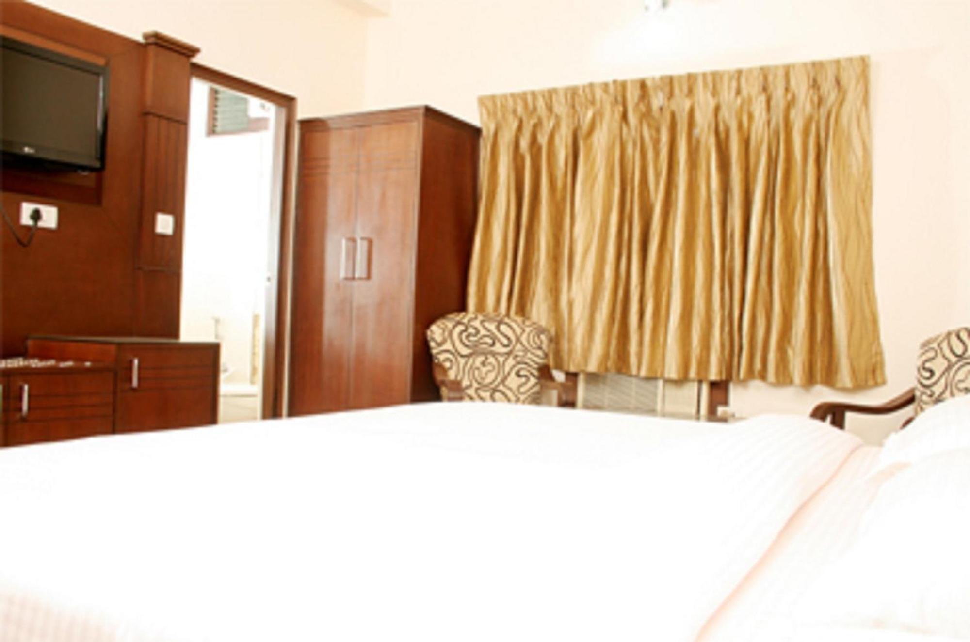 Hotel Jasmine Haridwār Buitenkant foto